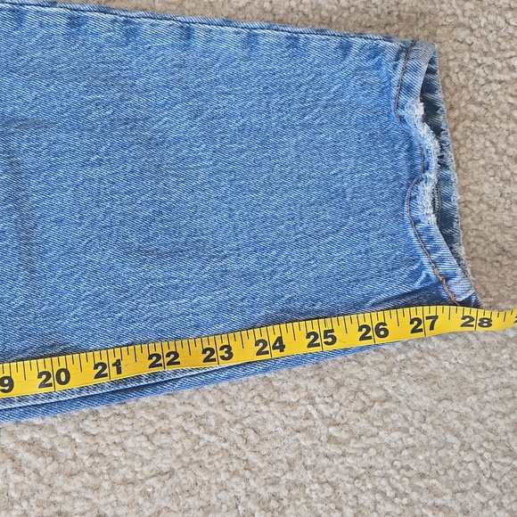 Abercrombie & Fitch The 80's Mom High Rise Distressed Jeans 28 Long - Picture 10 of 12